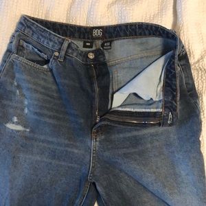 Urban Outfitters Mom Jeans